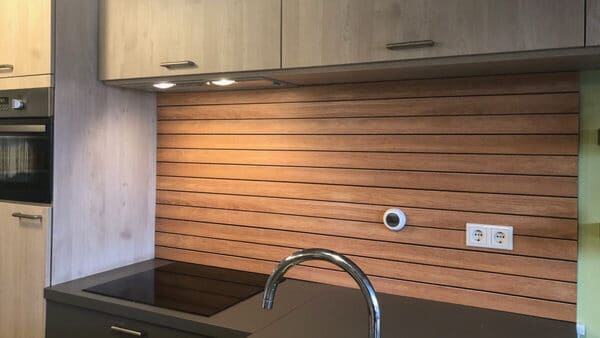 houten-keuken-achterwand-keukenprint